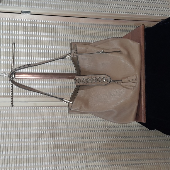 Vince Camuto Handbags - Vince Camuto Leather Hobo